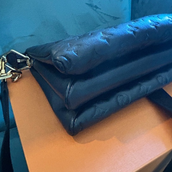 Louis Vuitton Coussin PM - Picture 4 of 6